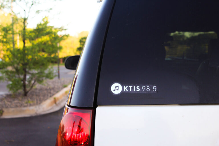 98 5 ktis